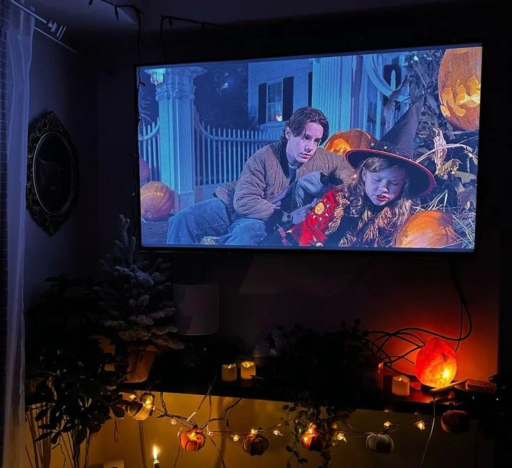 Projector screen